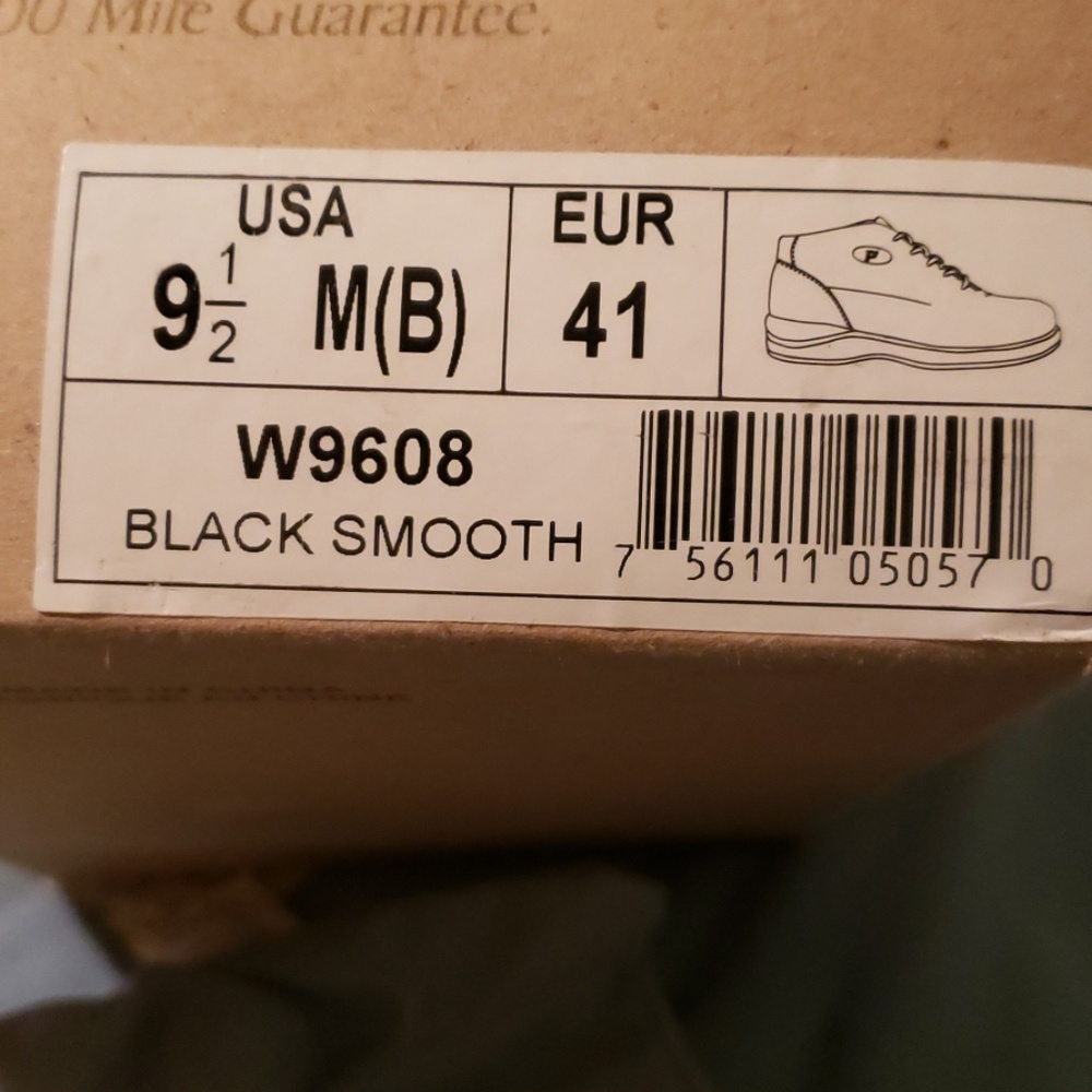 Boots - Picture 6 of 8